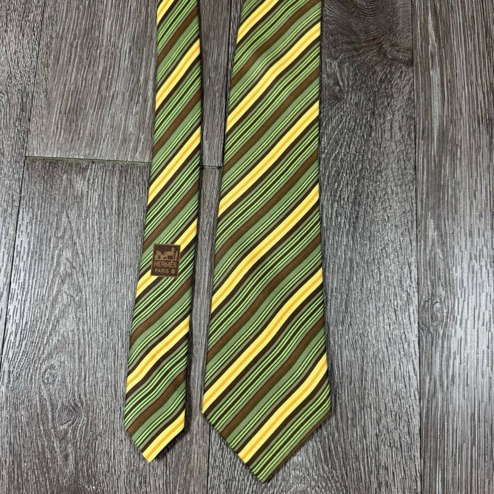 Read*** HERMES Paris Silk Tie Multi Color Stripe Brown Yellow Orange 5228